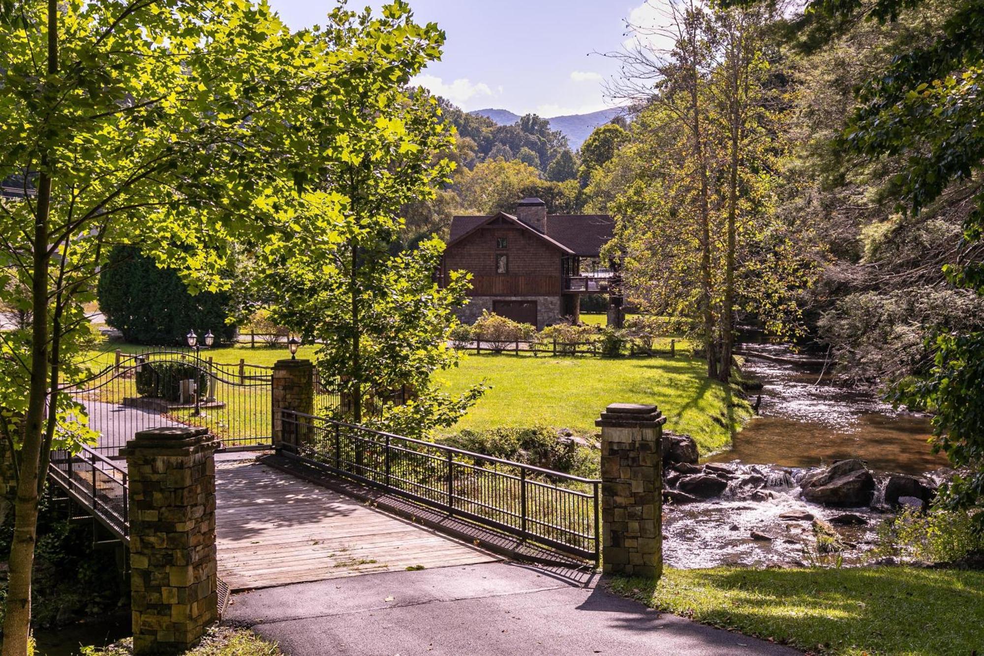 Cardinals Nest Villa Elk Park Exterior photo